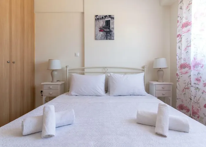 Apartamento Lovely 2nd Floor Xylokastro